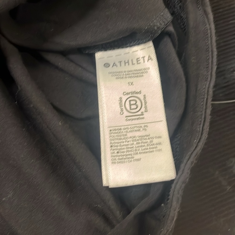Athleta black side touched t shirt dress - Picture 6 of 6